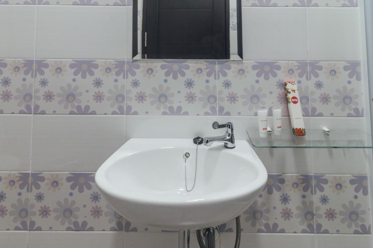 Clean & Comfort Homestay Ambon Luaran gambar
