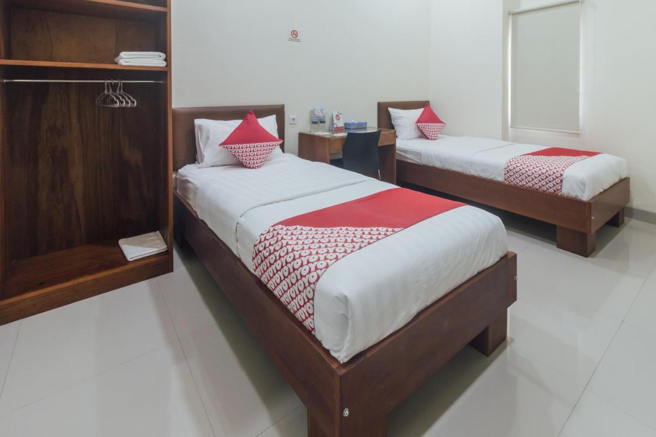 Clean & Comfort Homestay Ambon Luaran gambar