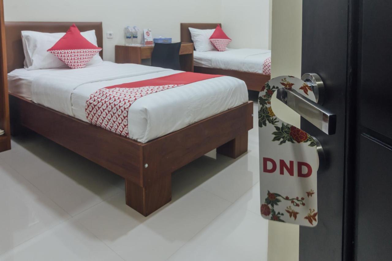 Clean & Comfort Homestay Ambon Luaran gambar