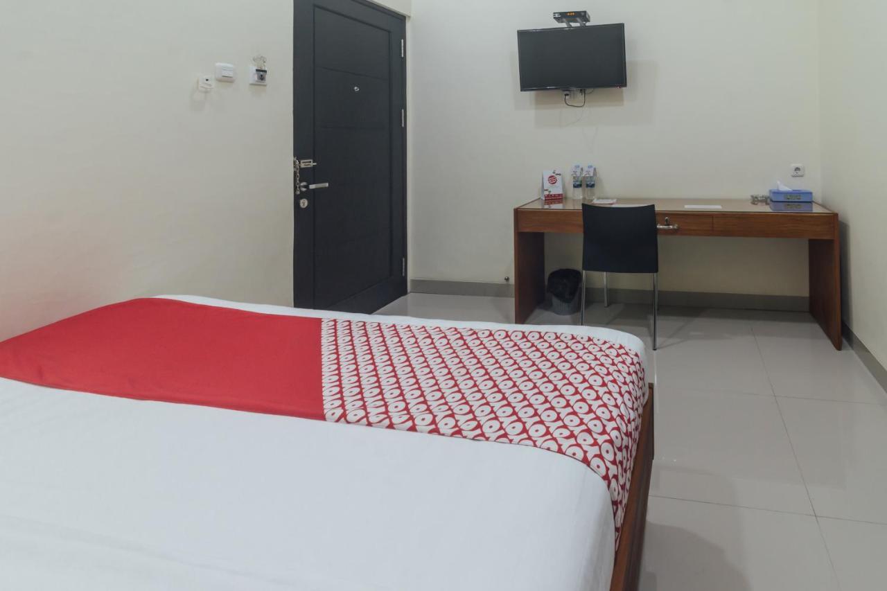 Clean & Comfort Homestay Ambon Luaran gambar