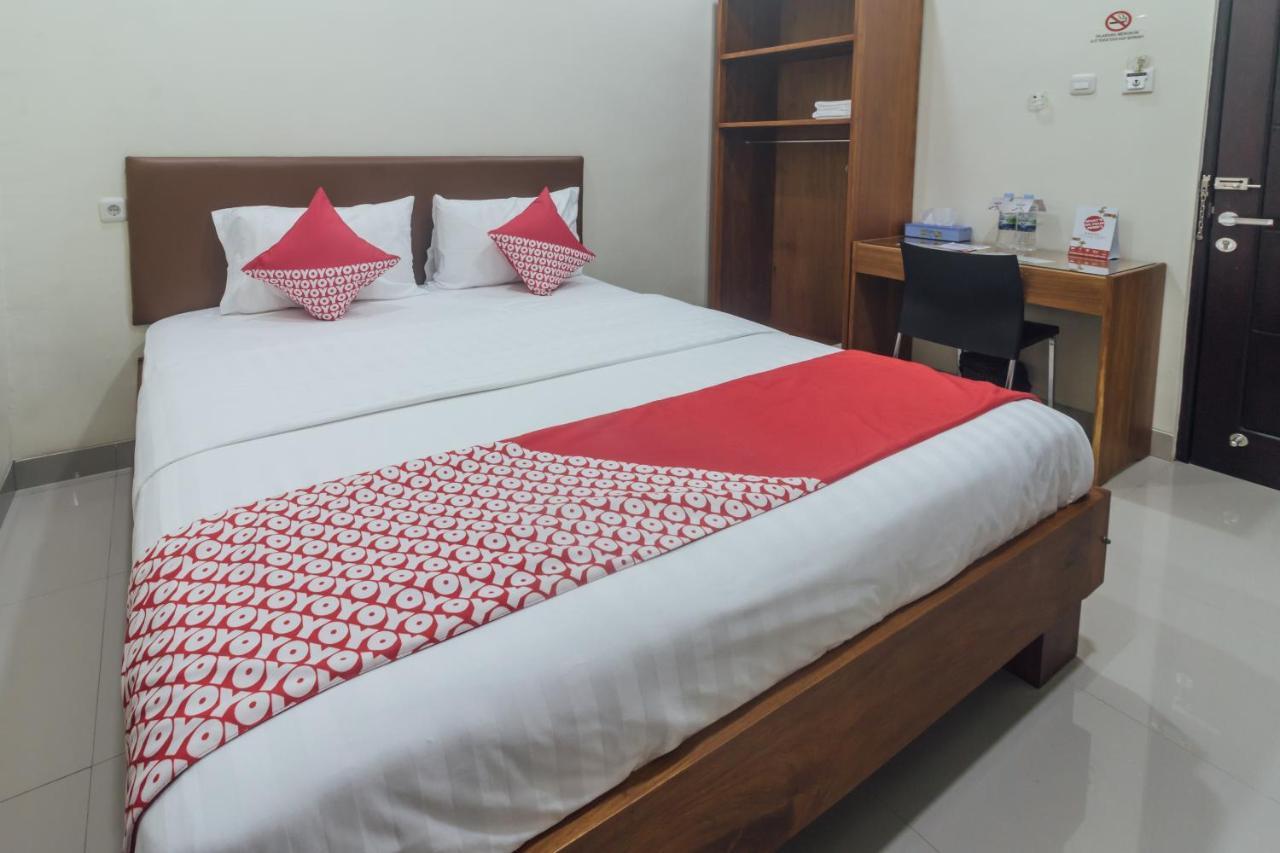 Clean & Comfort Homestay Ambon Luaran gambar