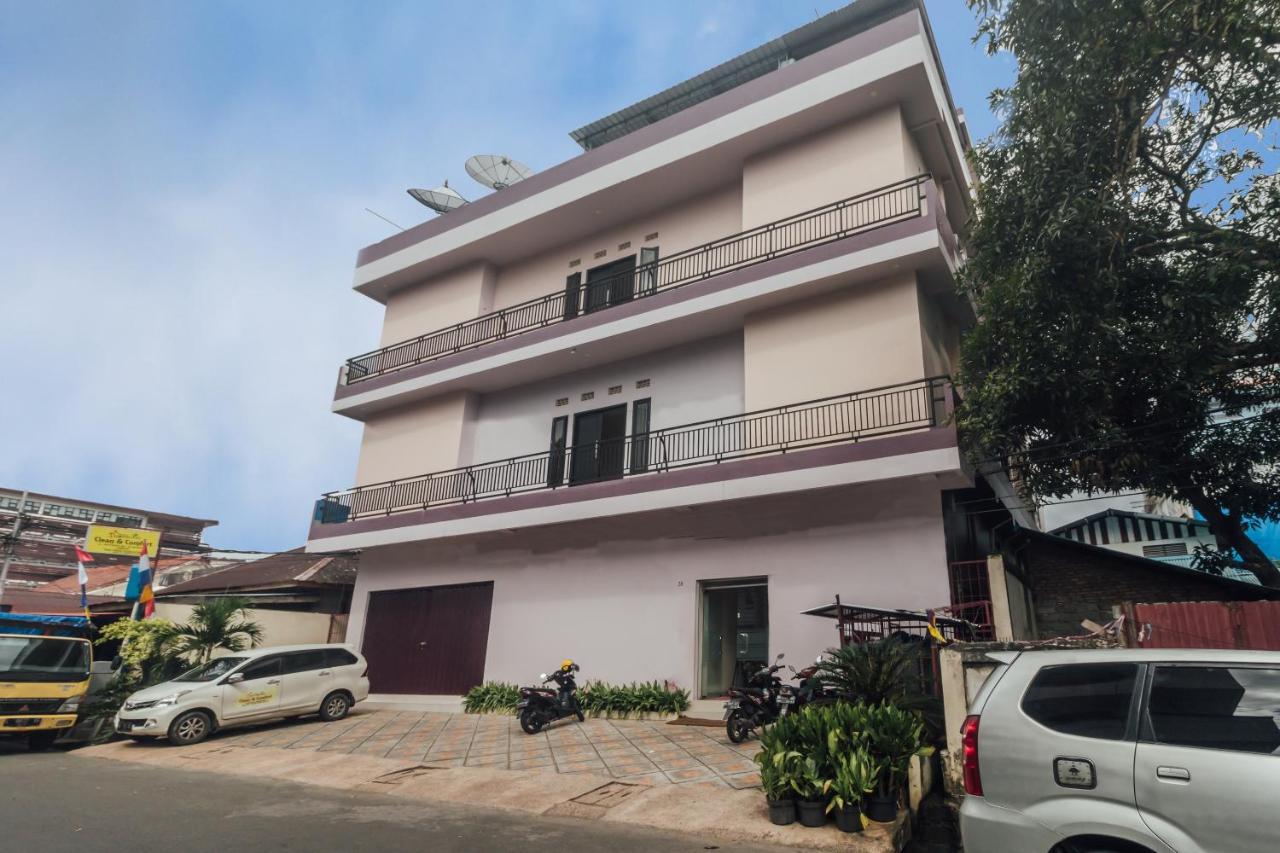 Clean & Comfort Homestay Ambon Luaran gambar