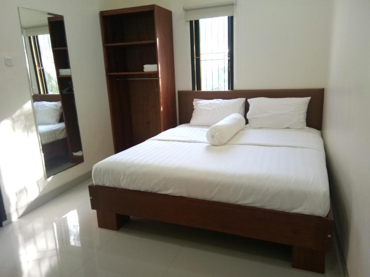 Clean & Comfort Homestay Ambon Luaran gambar