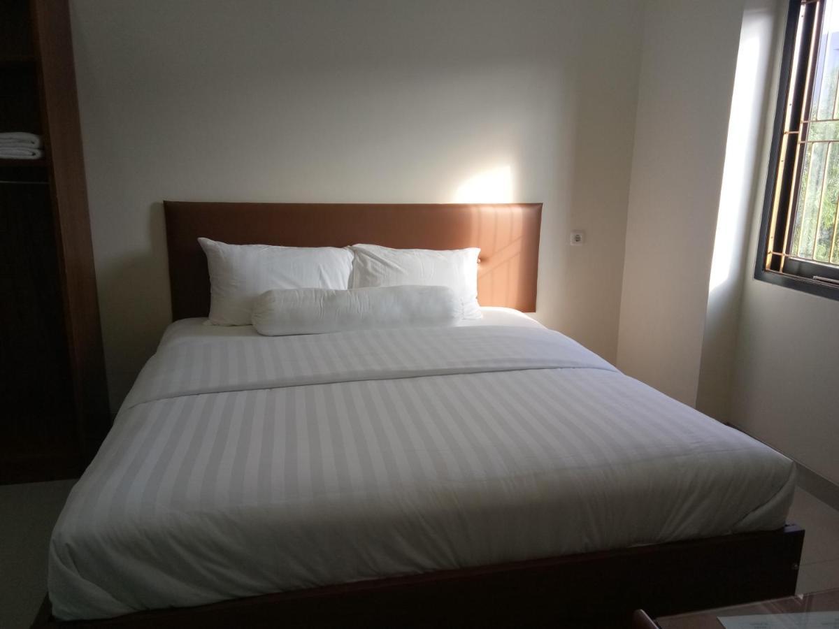 Clean & Comfort Homestay Ambon Luaran gambar